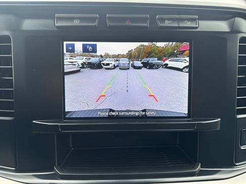 Used 2024 Ford F250 XLT w/ FX4 Off-Road Package image 19