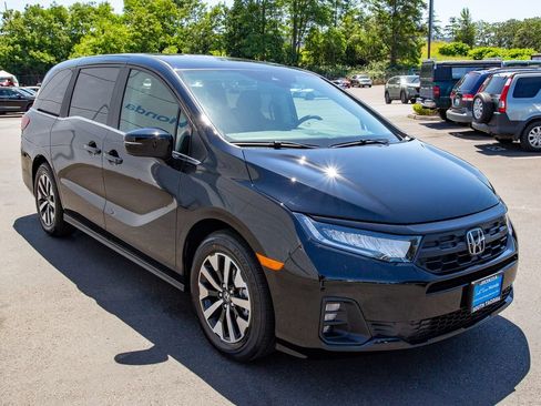New 2026 Honda Odyssey EX-L image 4