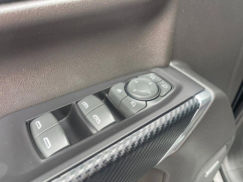 Used 2019 Chevrolet Silverado 1500 High Country image 26