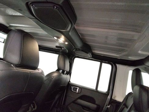 Used 2021 Jeep Wrangler Unlimited Sahara w/ Uconnect 4C Nav & Sound Group image 39