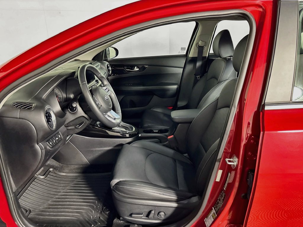 Used 2021 Kia Forte EX FWD image 11