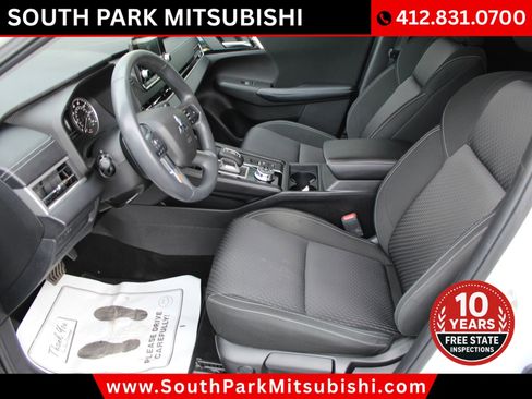 Used 2022 Mitsubishi Outlander ES AWD/4WD image 12