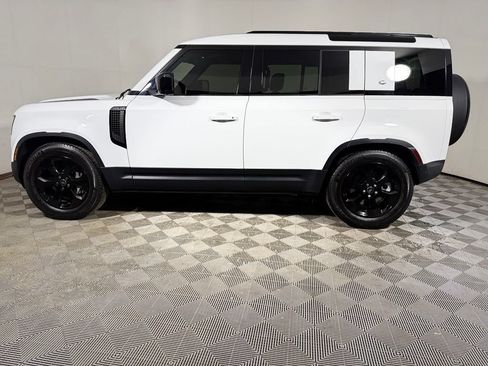 Used 2020 Land Rover Defender 110 HSE AWD/4WD image 3