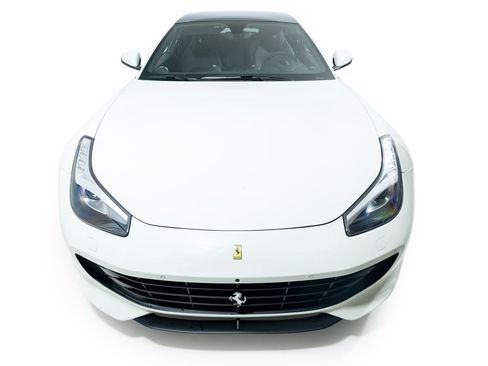 Certified 2018 Ferrari GTC4Lusso image 6