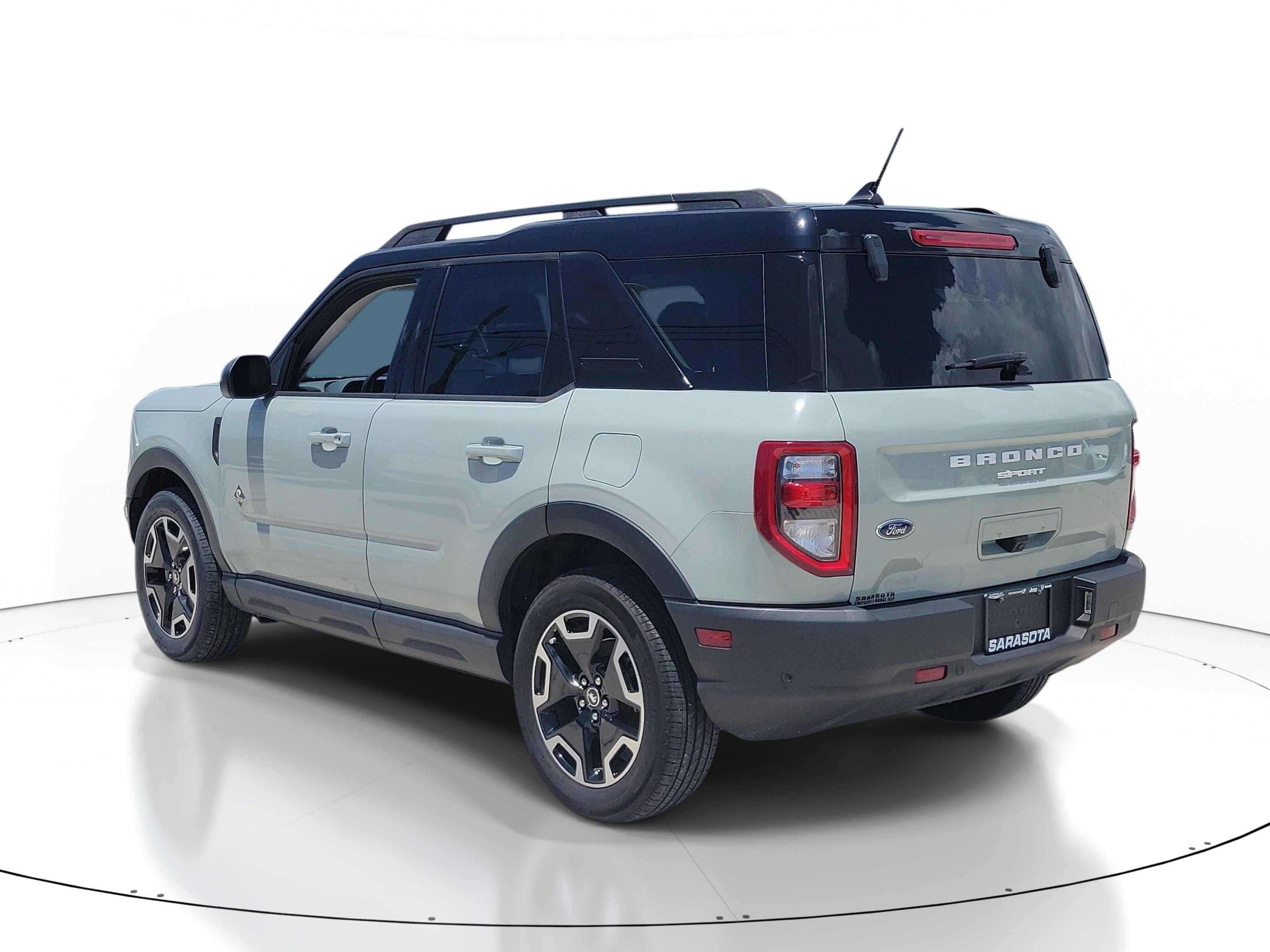 Used 2021 Ford Bronco Sport Outer Banks AWD/4WD image 4