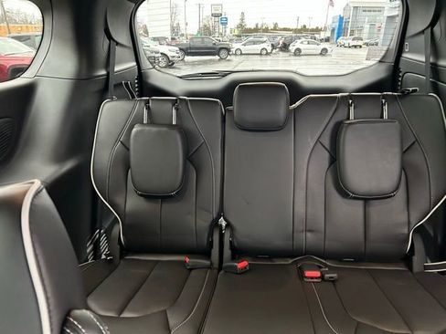New 2026 Chrysler Pacifica Limited w/ S Appearance Package image 20