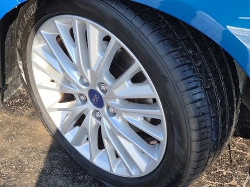 Used 2016 Ford Focus Titanium w/ Titanium Cold Weather Package image 8