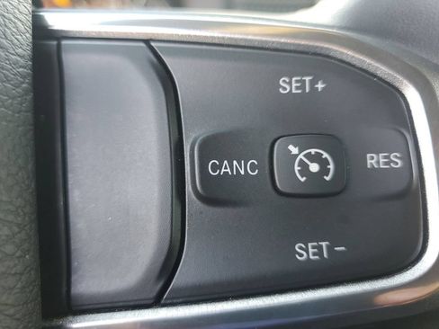 Used 2023 RAM 2500 Laramie AWD/4WD image 27