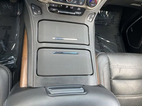 Used 2020 GMC Yukon XL Denali w/ Open Road Package image 25