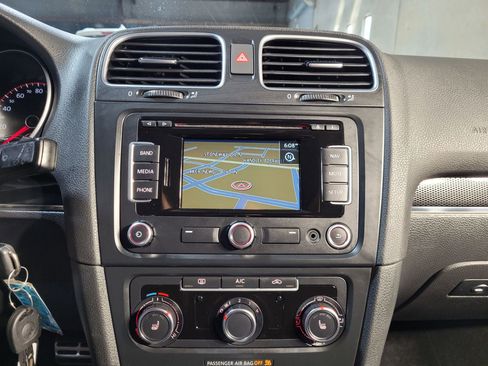 Used 2013 Volkswagen GTI Driver's Edition image 27