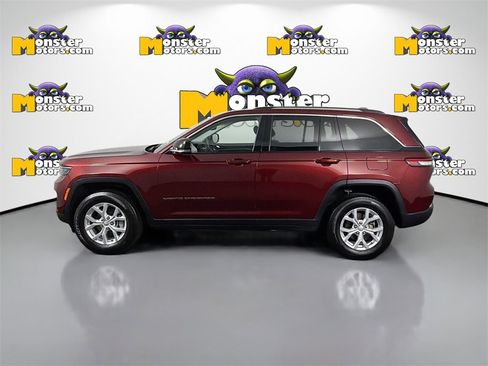Used 2023 Jeep Grand Cherokee Limited image 8