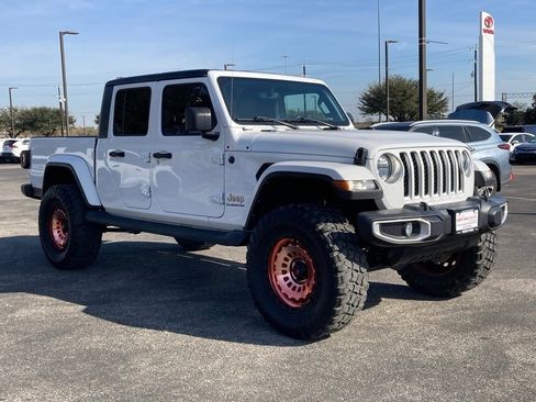 Used 2022 Jeep Gladiator Overland w/ Popular Equipment Package image 3