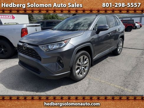 Used 2021 Toyota RAV4 XLE Premium FWD image 1
