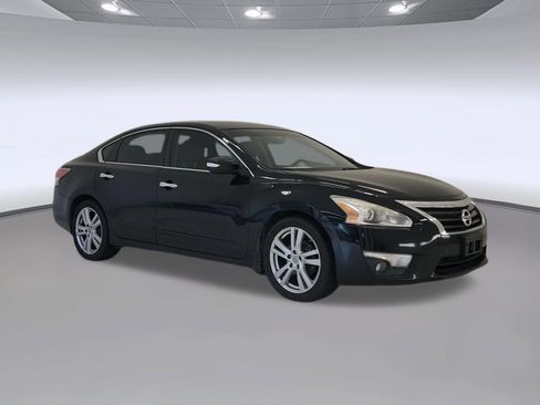 Used 2014 Nissan Altima 3.5 SL w/ Technology Package FWD image 5