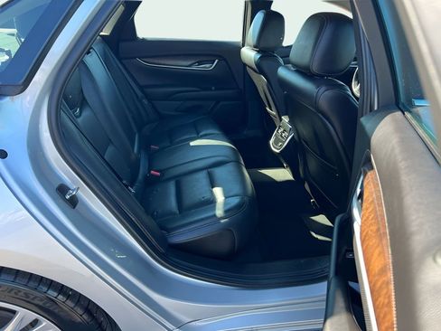 Used 2018 Cadillac XTS Luxury FWD image 15