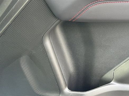 Used 2025 Chevrolet Colorado Z71 image 26