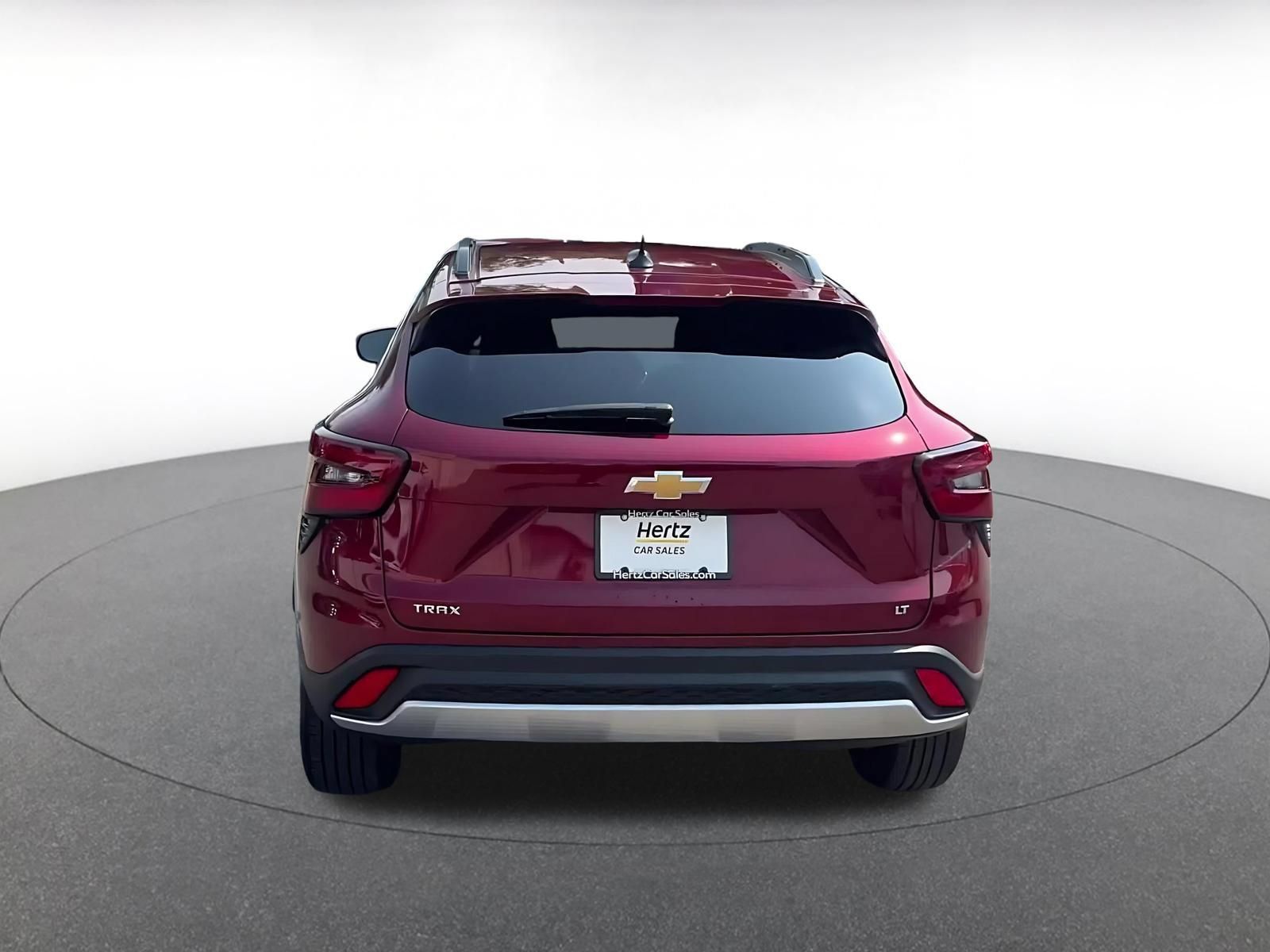 Used 2025 Chevrolet Trax LT FWD image 10