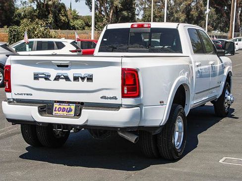 New 2025 RAM 3500 Limited image 4