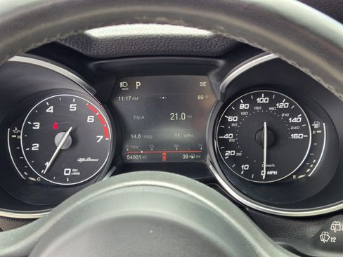 Used 2018 Alfa Romeo Stelvio Ti AWD/4WD image 18