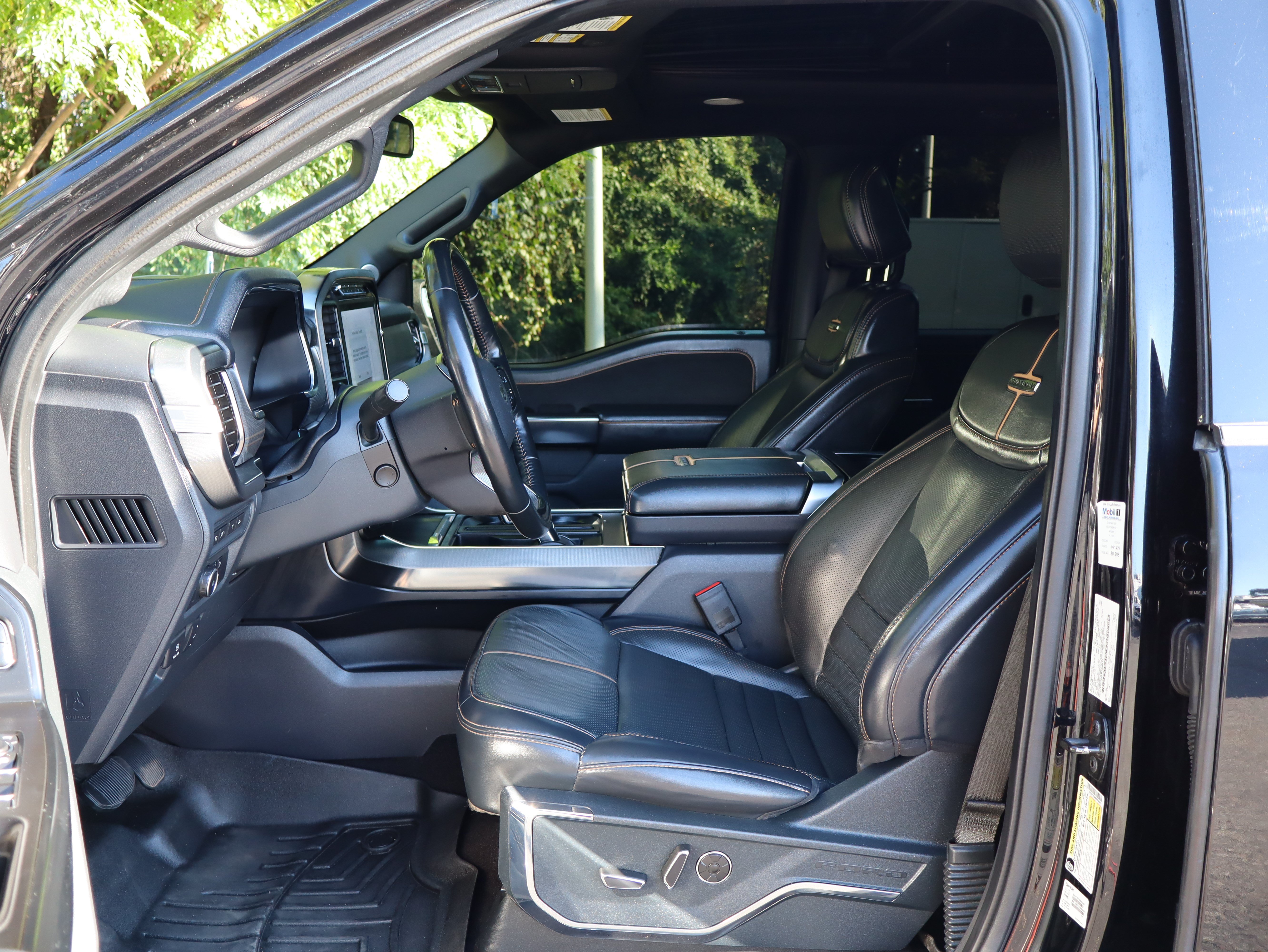 Used 2021 Ford F150 Platinum w/ Equipment Group 701A High AWD/4WD image 23