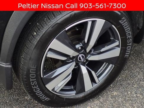 Certified 2024 Nissan Rogue SL w/ SL Premium Package FWD image 7