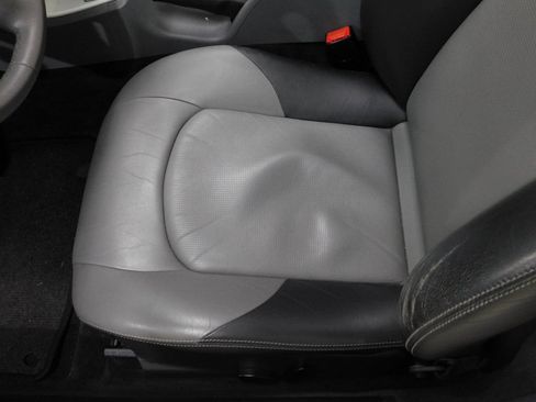 Used 2005 Chrysler Crossfire Limited RWD image 54