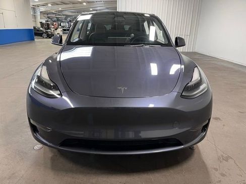 Used 2023 Tesla Model Y Long Range AWD/4WD image 8