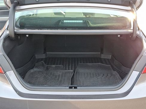 Used 2022 Toyota Camry SE image 28