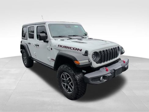 Used 2024 Jeep Wrangler Unlimited Rubicon w/ Technology Group AWD/4WD image 7