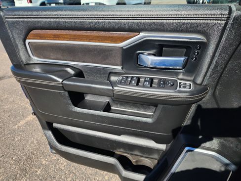 Used 2024 RAM 3500 Laramie image 17