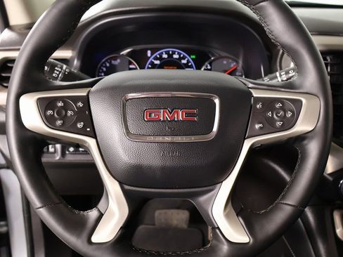 Used 2023 GMC Acadia Denali w/ Denali Technology Package image 3