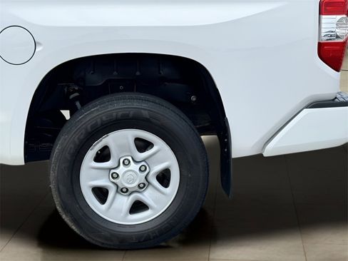 Used 2021 Toyota Tundra SR5 w/ Convenience Package image 40
