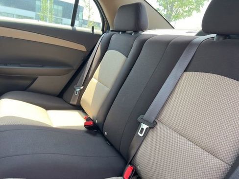 Used 2010 Chevrolet Malibu LS FWD image 27