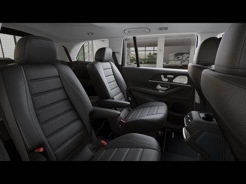 New 2026 Mercedes-Benz GLS 450 4MATIC image 40