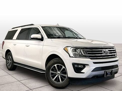 Used 2020 Ford Expedition Max XLT w/ Equipment Group 202A AWD/4WD image 2