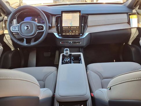 New 2026 Volvo XC90 T8 Core w/ Protection Package Premier image 17