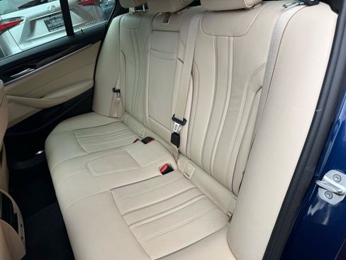 Used 2019 BMW 530i xDrive w/ Convenience Package AWD/4WD image 7