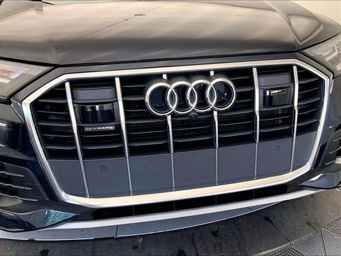 Certified 2023 Audi Q7 2.0T Premium w/ Convenience Package AWD/4WD image 30