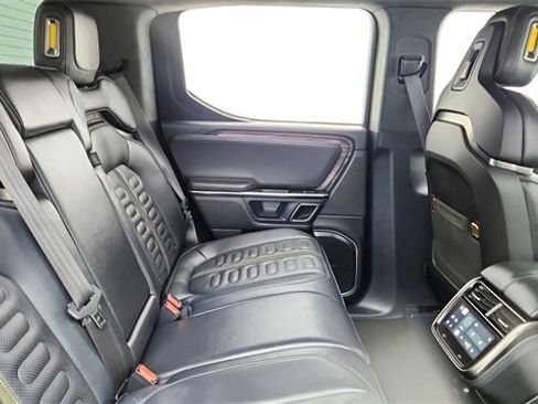 Used 2022 Rivian R1T Adventure image 23