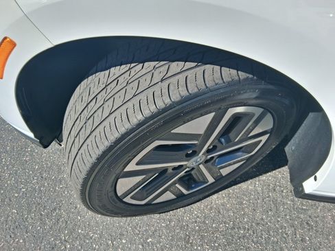 Used 2022 Hyundai Kona SEL w/ Convenience Package FWD image 19