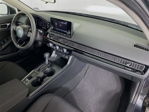 Used 2023 Honda Civic LX image 31