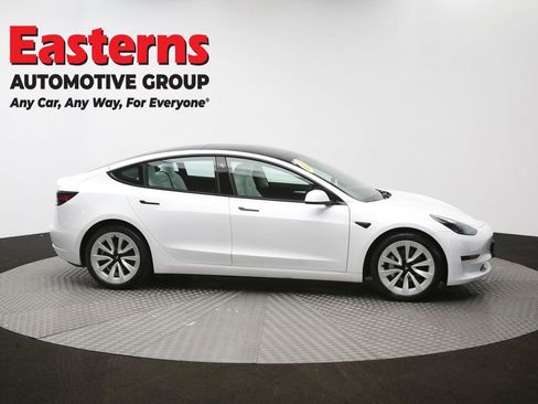 Used 2023 Tesla Model 3 Standard Range image 43