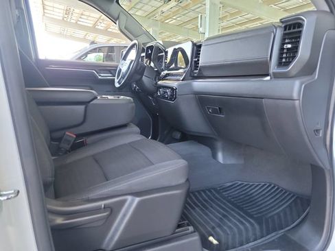 Used 2023 Chevrolet Silverado 1500 LT RWD image 21
