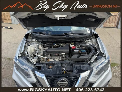 Used 2019 Nissan Rogue S image 10