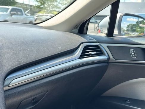 Used 2016 Ford Fusion S FWD image 29