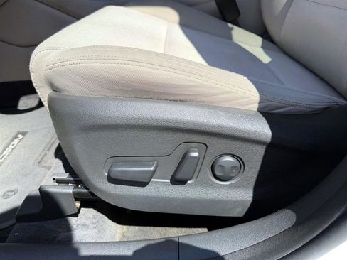 Used 2017 Hyundai Tucson SE image 14