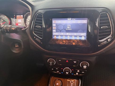 Used 2020 Jeep Compass Latitude AWD/4WD image 20