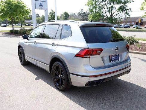 Used 2024 Volkswagen Tiguan SE R-Line w/ MDO Package, Two-Row AWD/4WD image 7