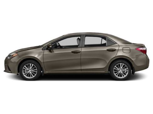Used 2015 Toyota Corolla LE image 3
