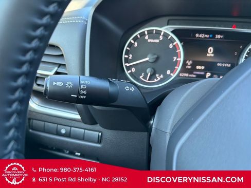 Certified 2025 Nissan Rogue SV w/ SV Premium Package image 24